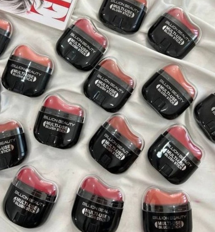 رژگونه استیکی فانتزی